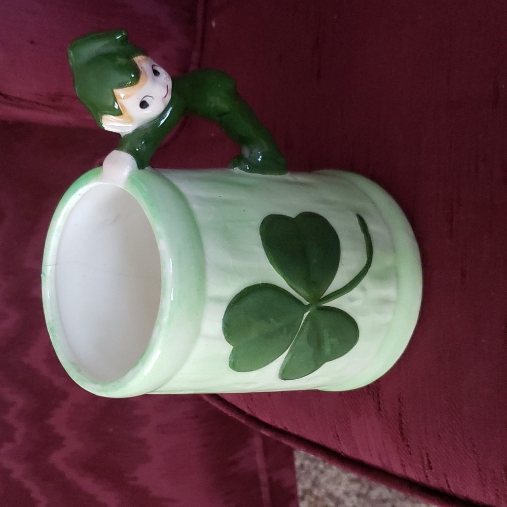 Mug with Shamrock and leprechaun   a very slight hair line crack in back